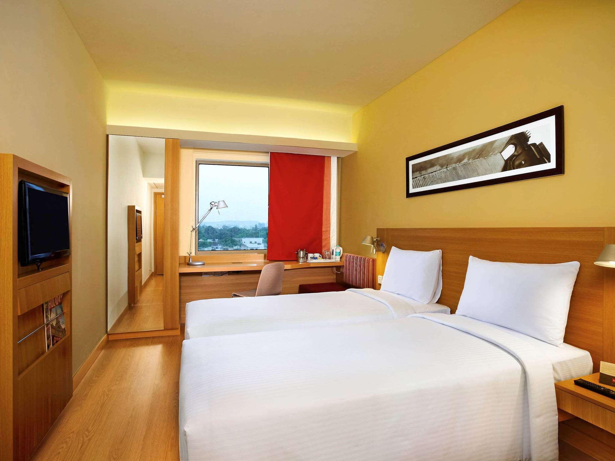 Ibis Gurgaon Golf Course Road - An Accor Brand 호텔 외부 사진